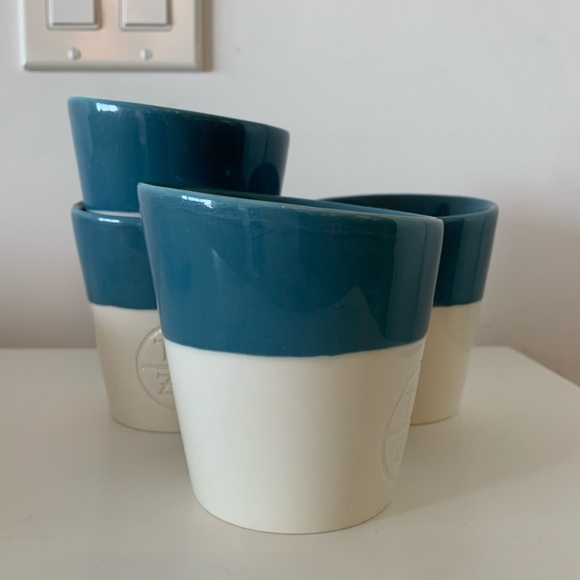 4 Glasses - Picture 3 of 3